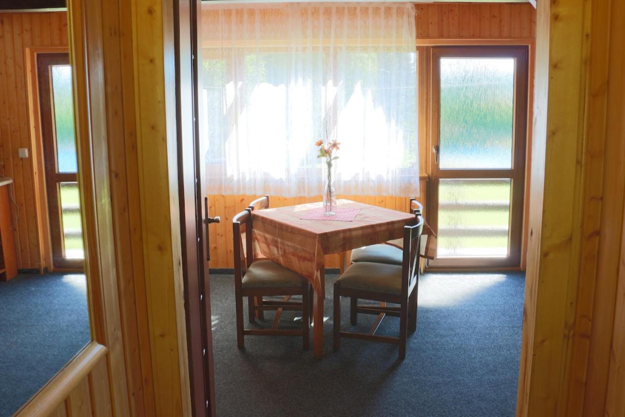 Hotel Maredis Kořenov Eksteriør billede