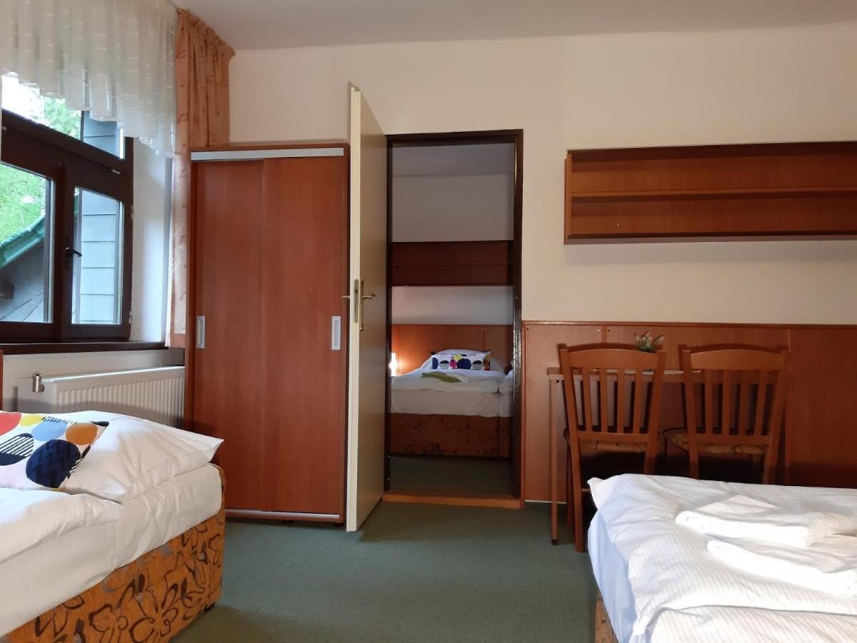 Hotel Maredis Kořenov Værelse billede
